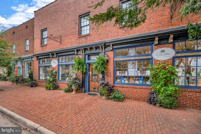 $359,000 | 312 East Street, Gordonsville, VA 22942