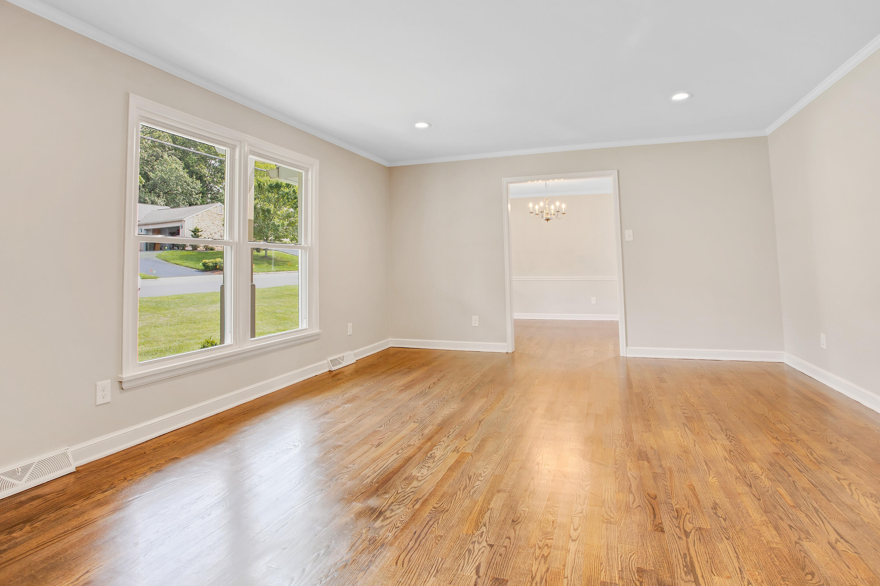 1909 McVitty Road Salem, VA 24153 - Photo 22 of 54 1909_Mcvitty22_mls