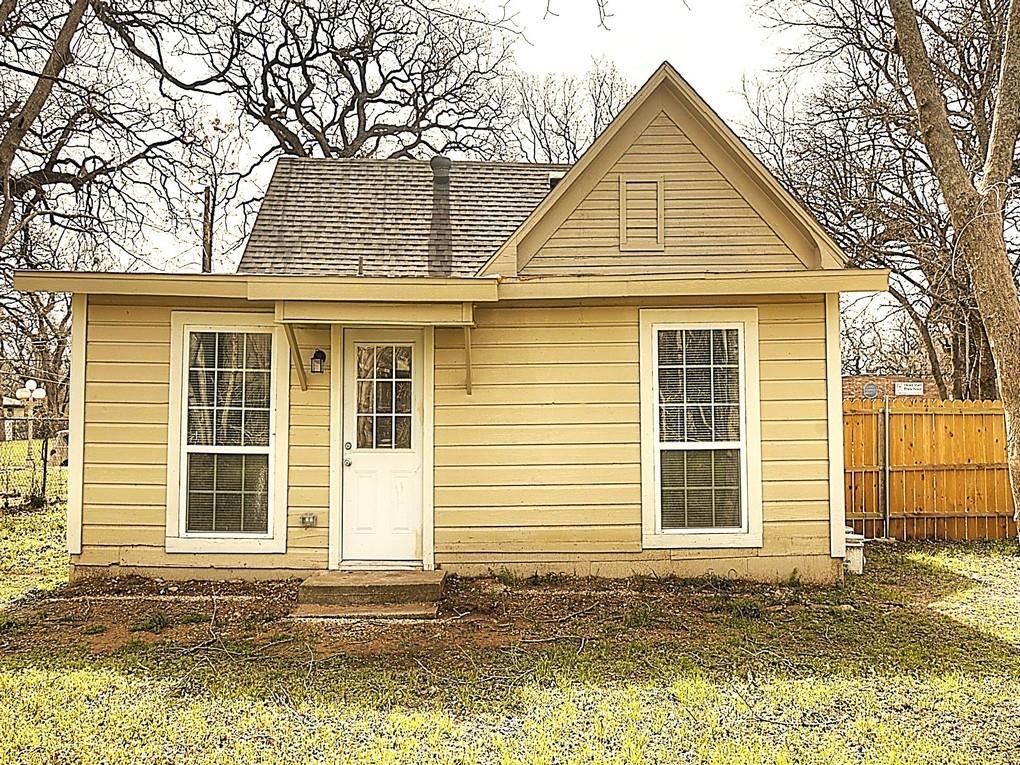 605 Olive Street Cleburne, TX 76031 - Photo 31 of 40