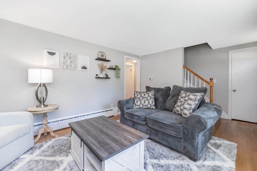 70 Bolton Street Springfield, MA 01119 - Photo 4 of 23 Gallery Image 4