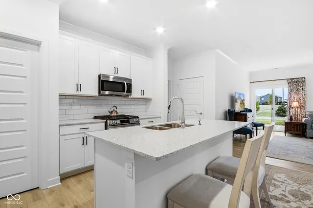 $375,000 | 19319 Boulder Brook Lane, Westfield, IN 46074