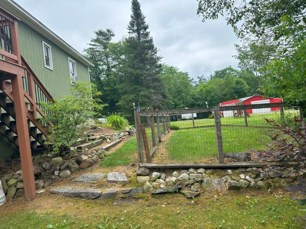 283 Wrights Mountain Road Bradford, VT 05033 - Photo 13 of 58