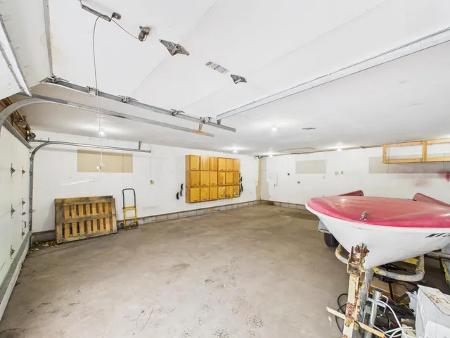 $164,750 | 827 Pedersen Street, St. Paul, MN 55119