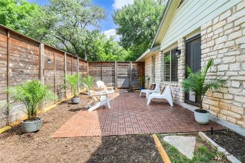 $525,000 | 4005 Reynosa Drive, Austin, TX 78739