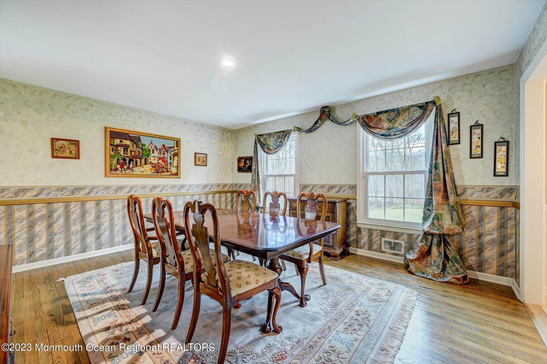 34 Huntley Road Holmdel, NJ 07733 - Photo 11 of 63 Dining Room