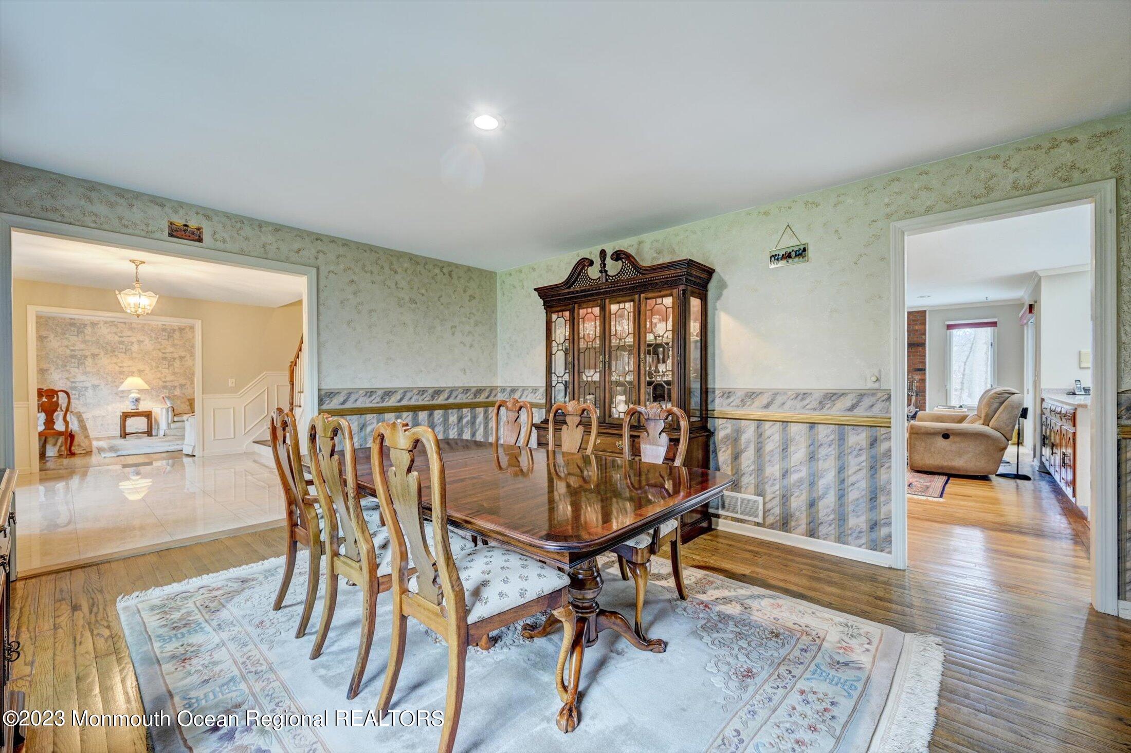 34 Huntley Road Holmdel, NJ 07733 - Photo 12 of 63 Dining Room