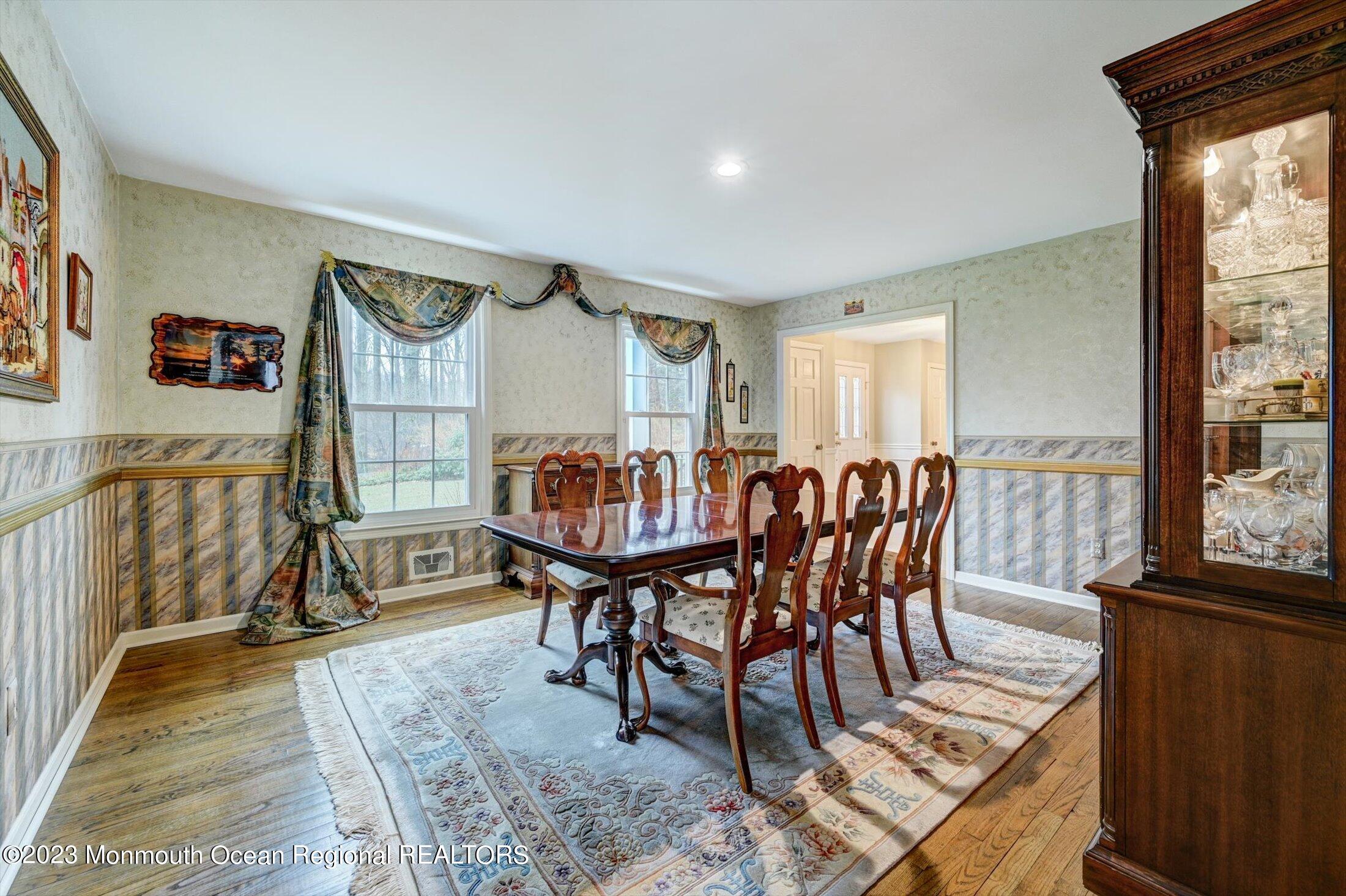 34 Huntley Road Holmdel, NJ 07733 - Photo 13 of 63 Dining Room