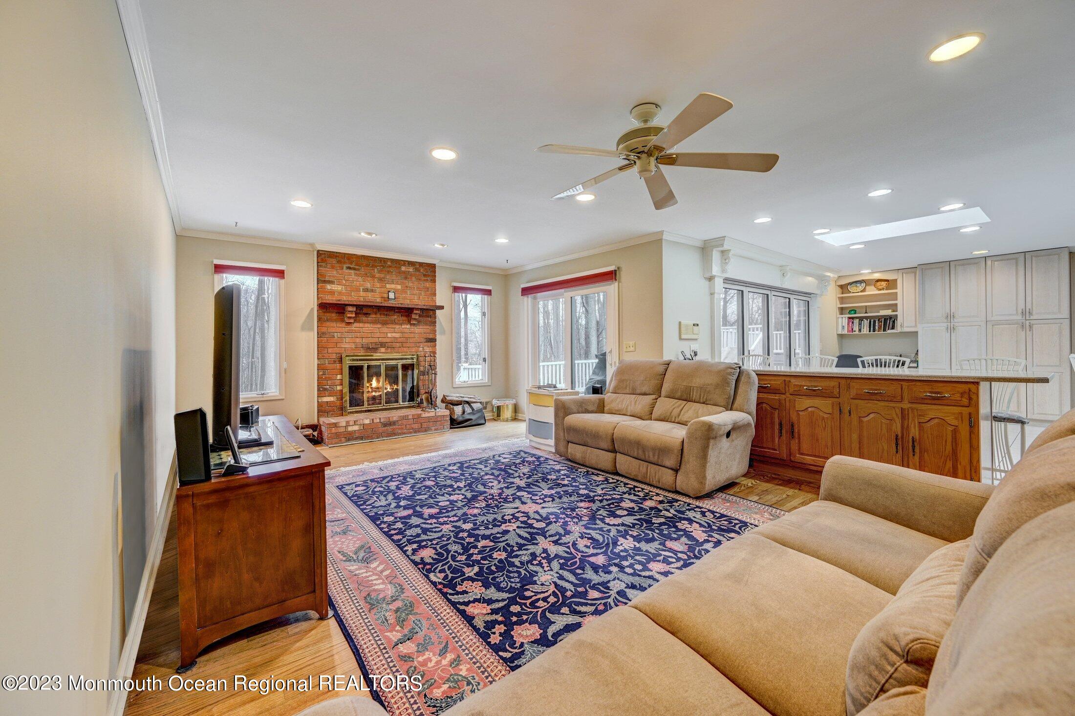 34 Huntley Road Holmdel, NJ 07733 - Photo 17 of 63 Family Room