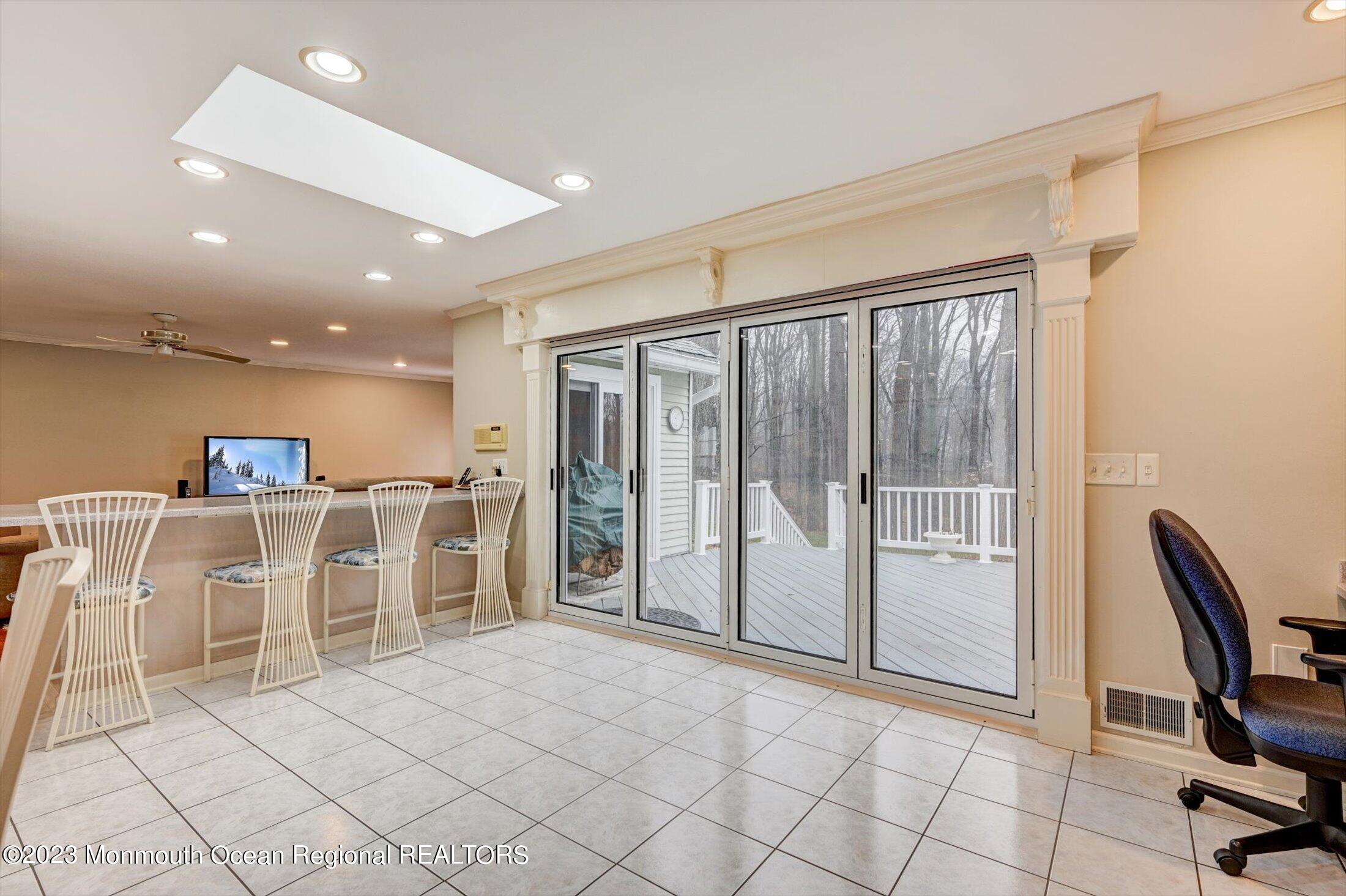 34 Huntley Road Holmdel, NJ 07733 - Photo 28 of 63 Kitchen