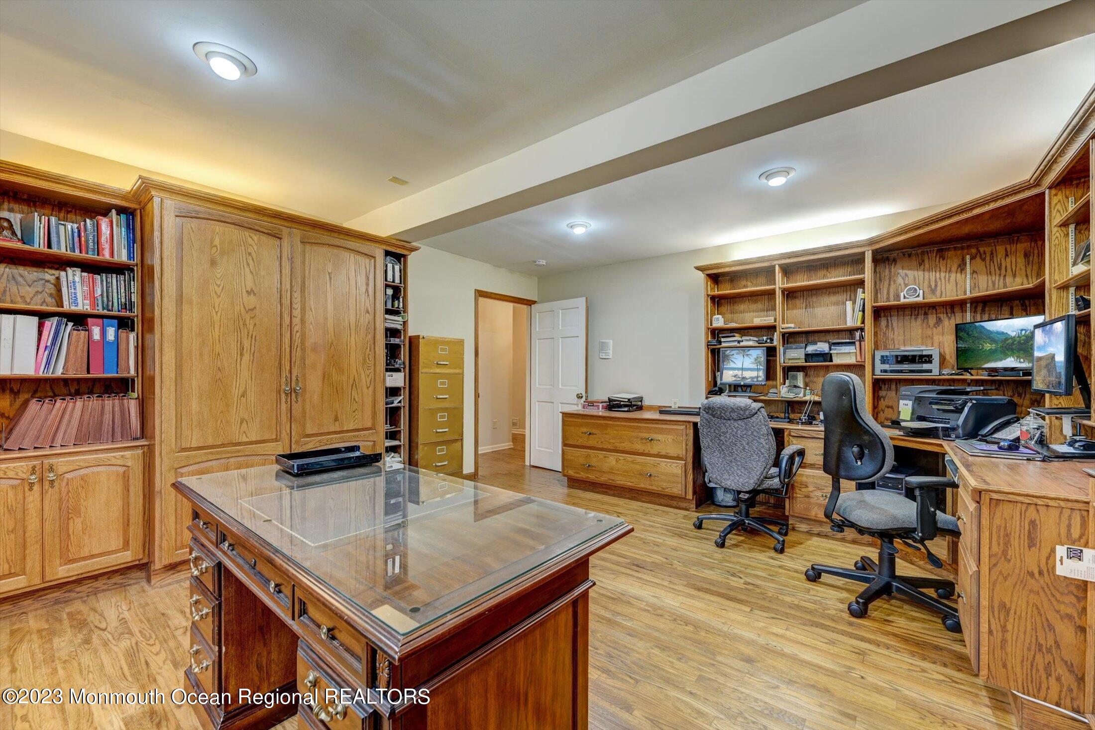 34 Huntley Road Holmdel, NJ 07733 - Photo 32 of 63 Office