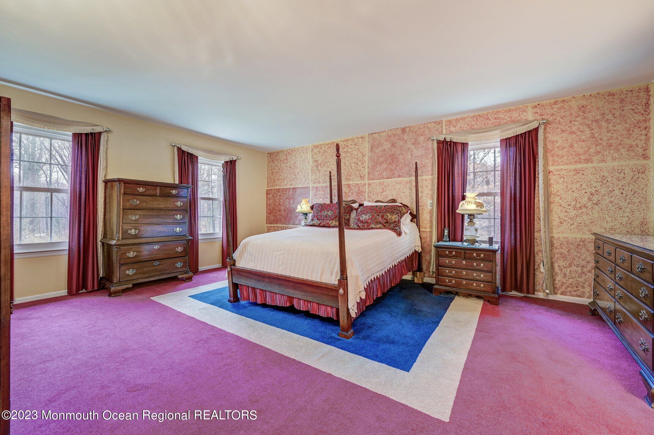 34 Huntley Road Holmdel, NJ 07733 - Photo 37 of 63 Primary Suite