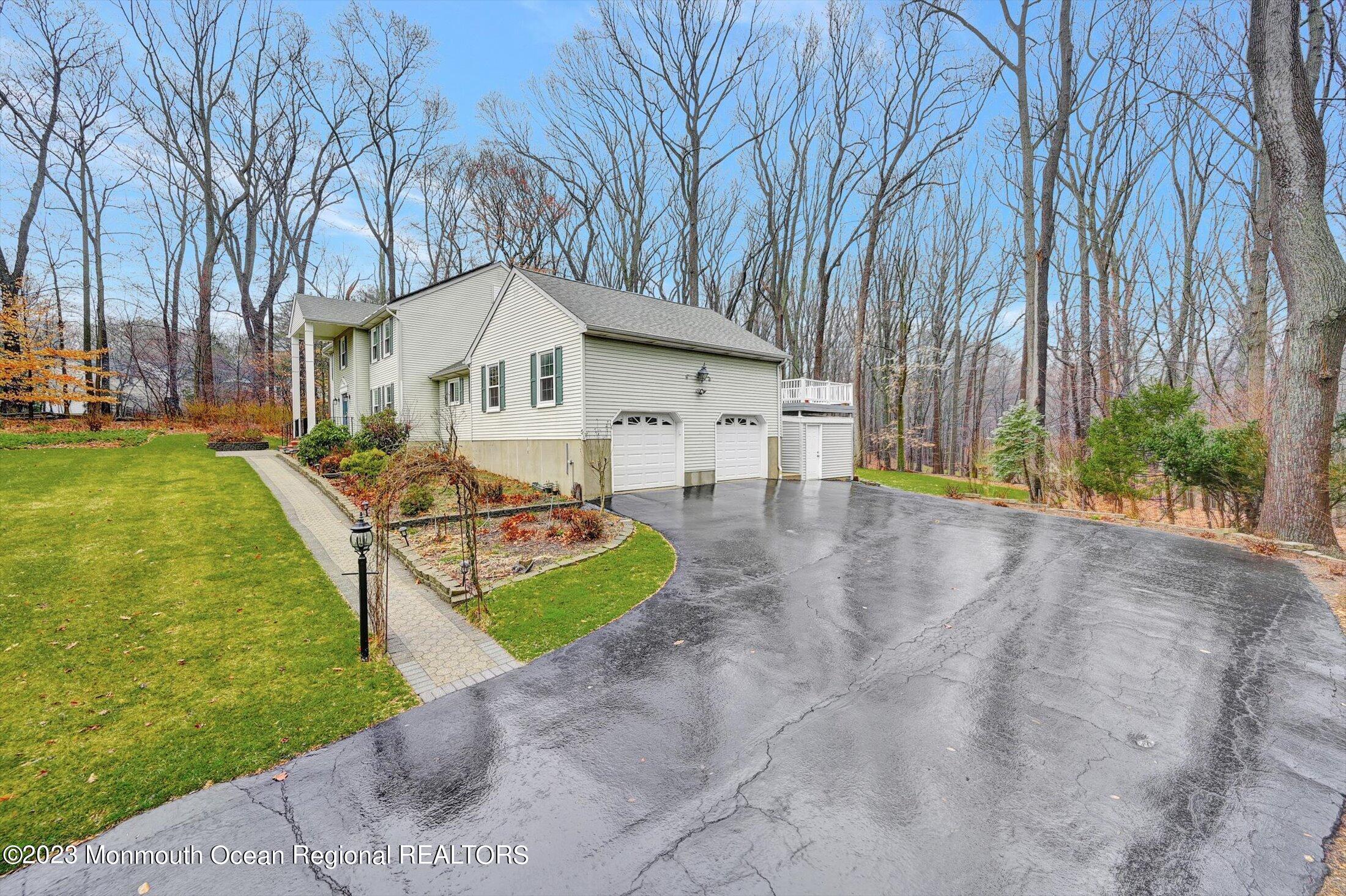 34 Huntley Road Holmdel, NJ 07733 - Photo 52 of 63 Winter Side View