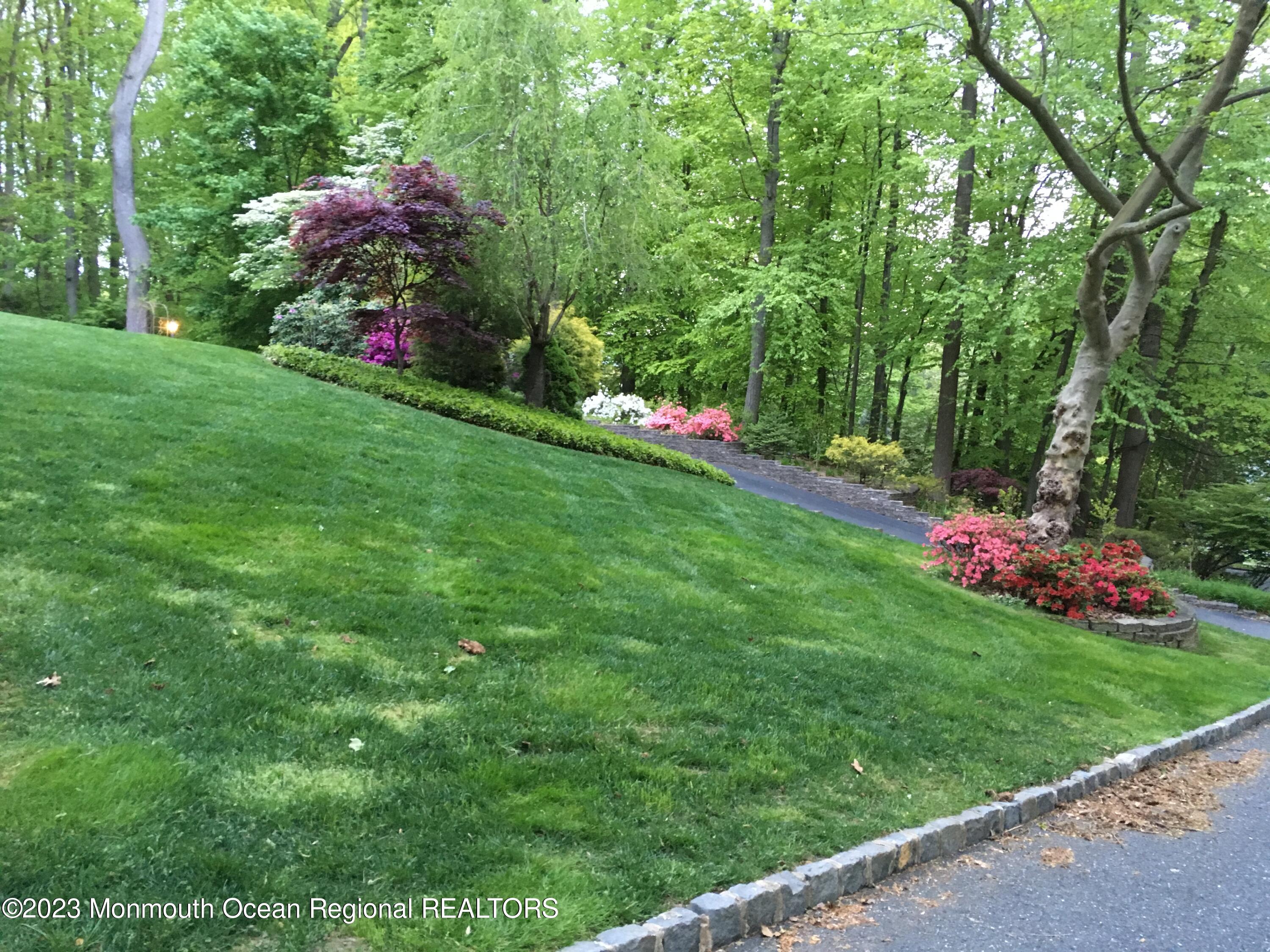 34 Huntley Road Holmdel, NJ 07733 - Photo 58 of 63 Front