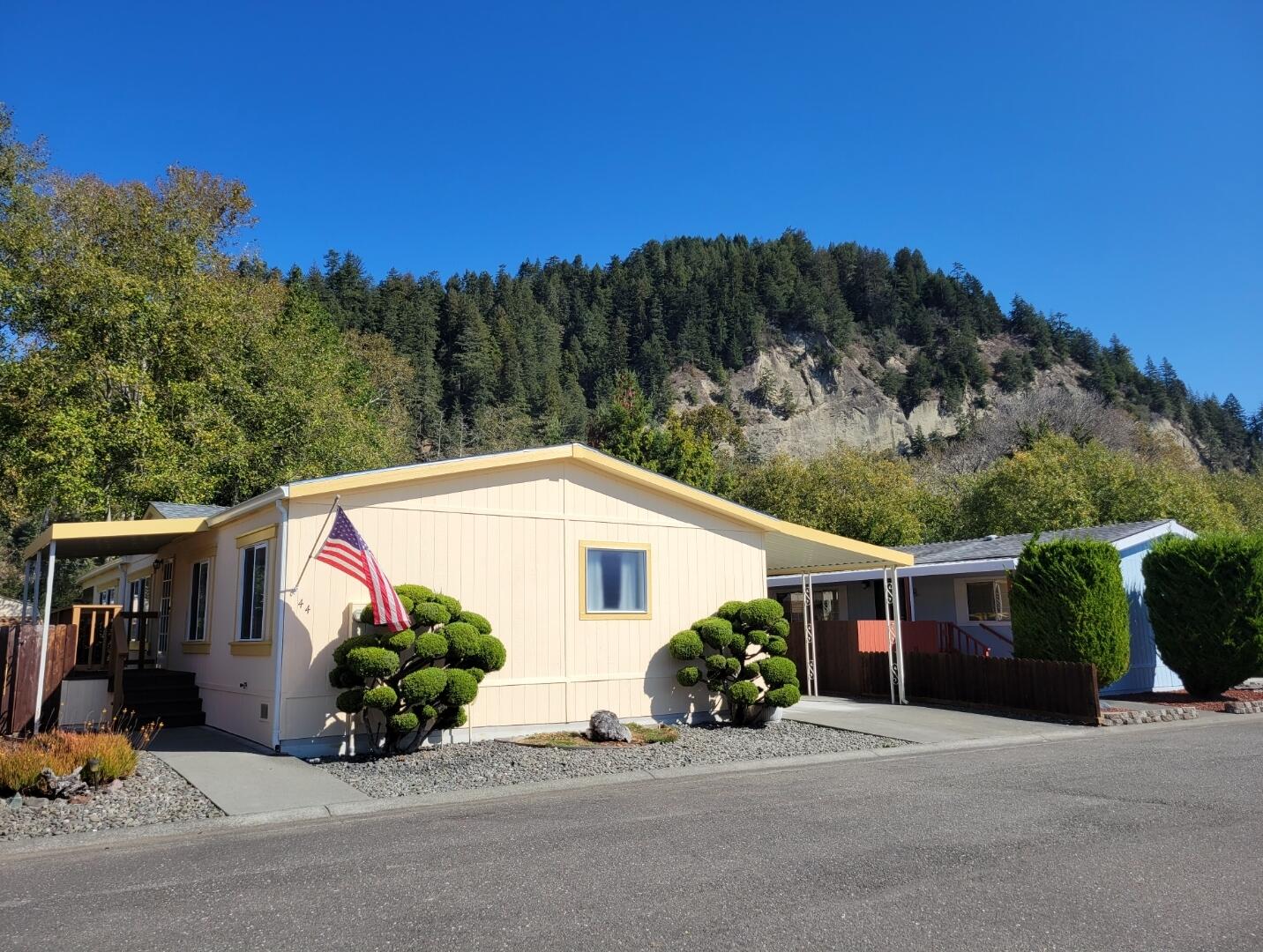 995 Riverside Drive, Unit 44 Rio Dell, CA 95562 - Photo 1 of 25