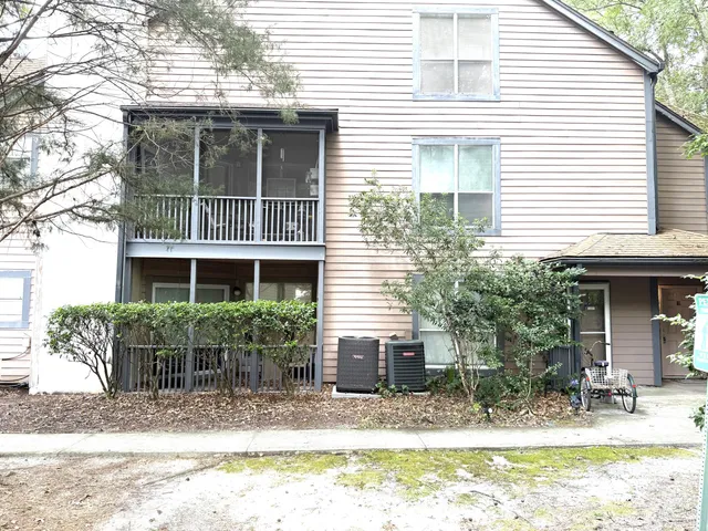 $179,000 | 7945 Edgebrook Circle, Unit 2310, North Charleston, SC 29418