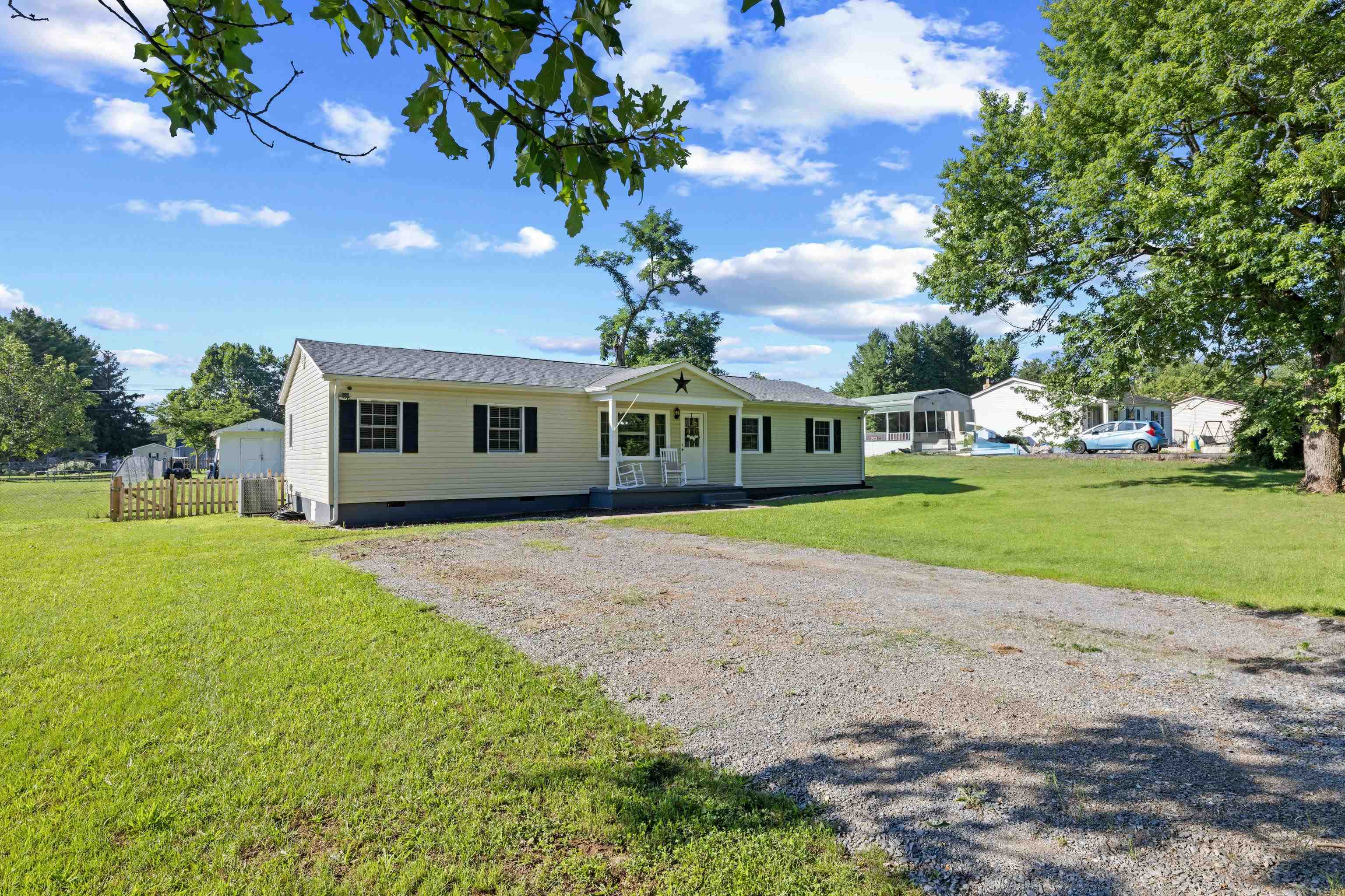 440 Dry Branch Road Churchville, VA 24421 - Photo 3 of 59