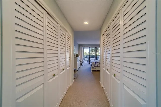 $629,000 | 6 Belleview Boulevard, Unit 105, Belleair, FL 33756