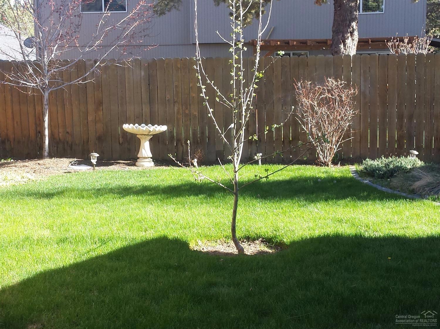 20533 Dylan Loop Bend, OR 97702 - Photo 24 of 25 Gallery Image 24