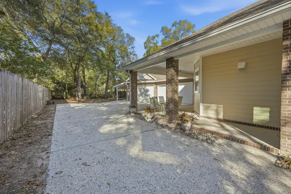 $740,000 | 266 Florida Avenue, Valparaiso, FL 32580