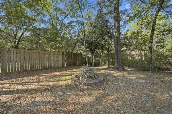 $740,000 | 266 Florida Avenue, Valparaiso, FL 32580