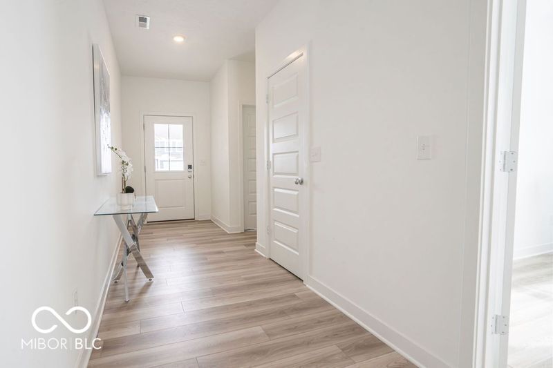 8623 Lester Place Pendleton, IN 46064 - Photo 3 of 20