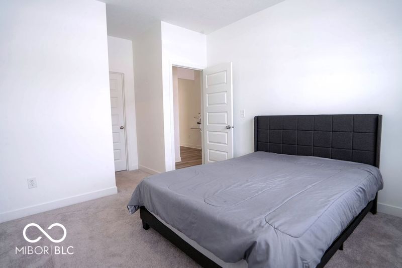 8623 Lester Place Pendleton, IN 46064 - Photo 9 of 20