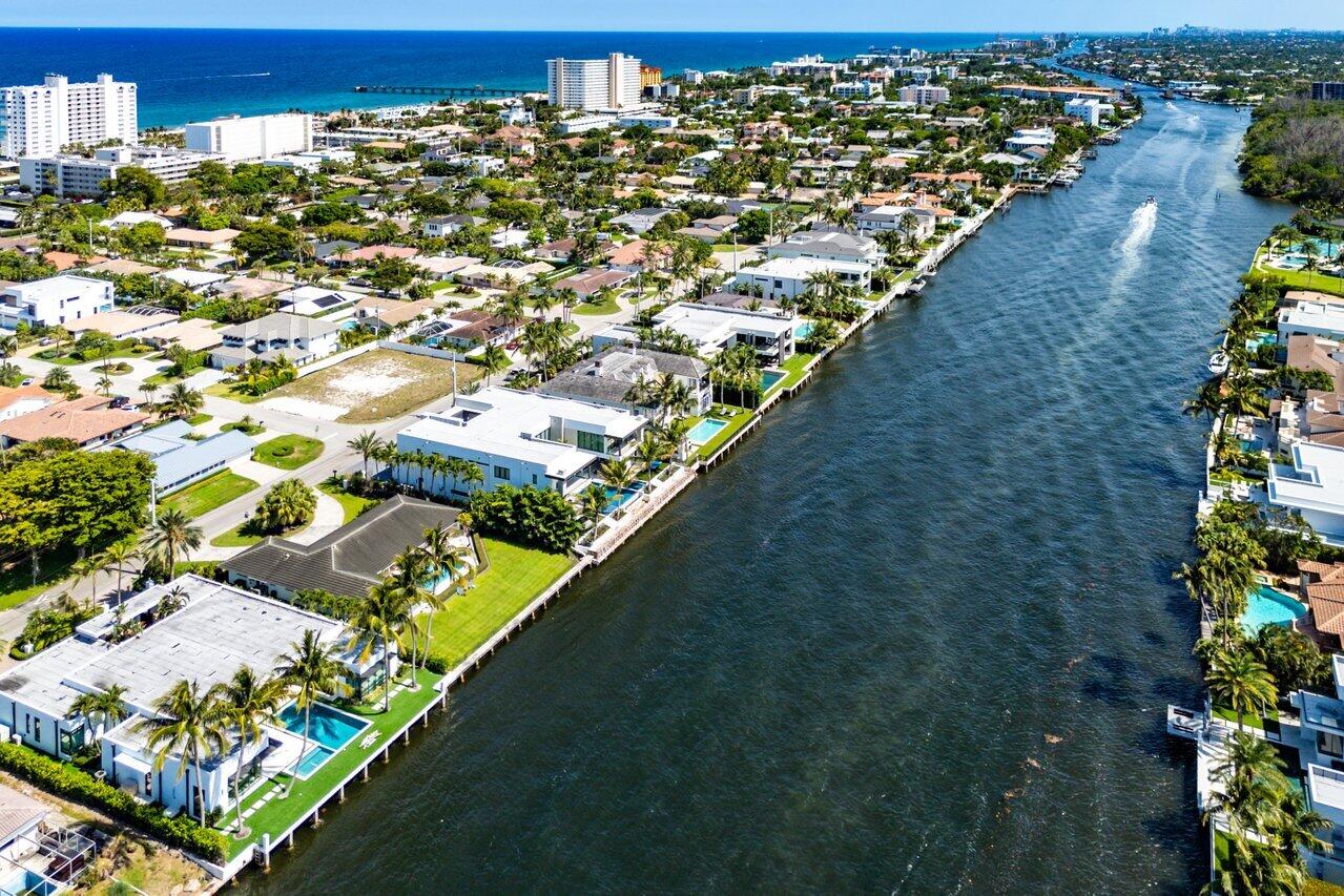 2767 Spanish River Road Boca Raton, FL 33432 - Photo 15 of 45 006-2767SpanishRiverRoad-BocaRaton-FL-33