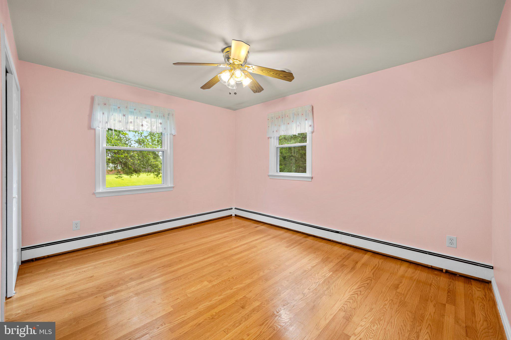 8901 Briarcroft Lane Laurel, MD 20708 - Photo 23 of 41 Bedroom 3