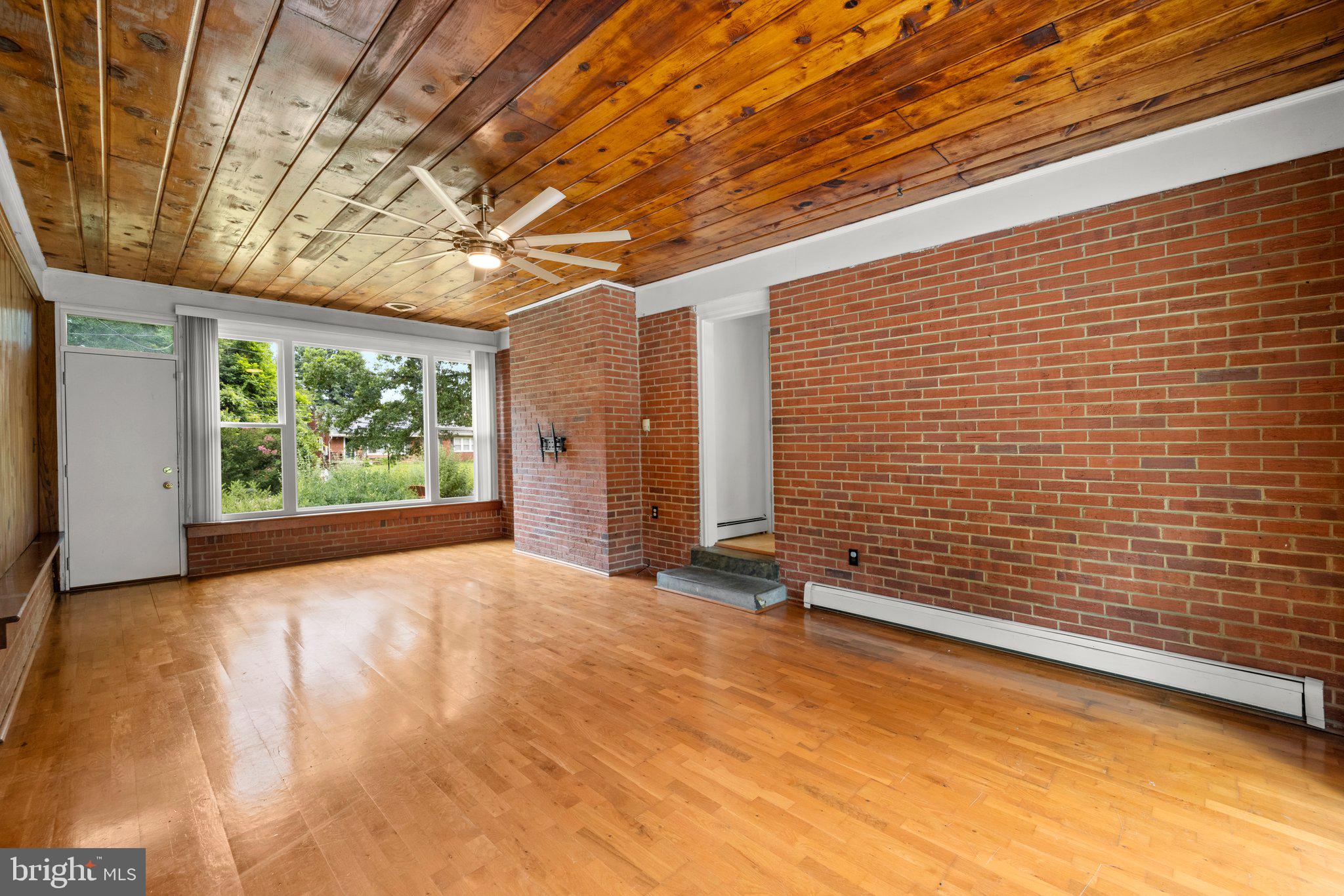 8901 Briarcroft Lane Laurel, MD 20708 - Photo 29 of 41 Bonus Room