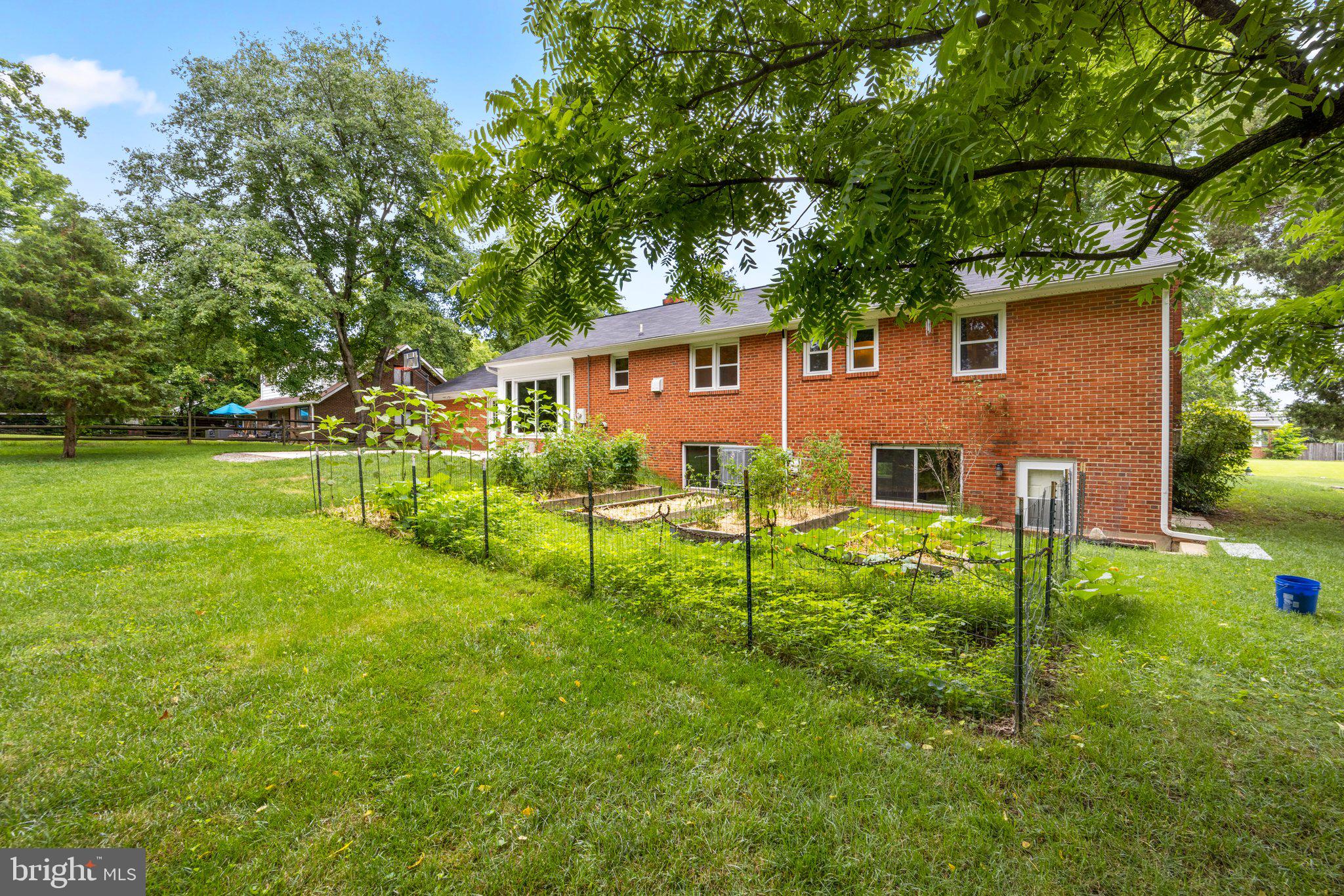 8901 Briarcroft Lane Laurel, MD 20708 - Photo 36 of 41 Backyard