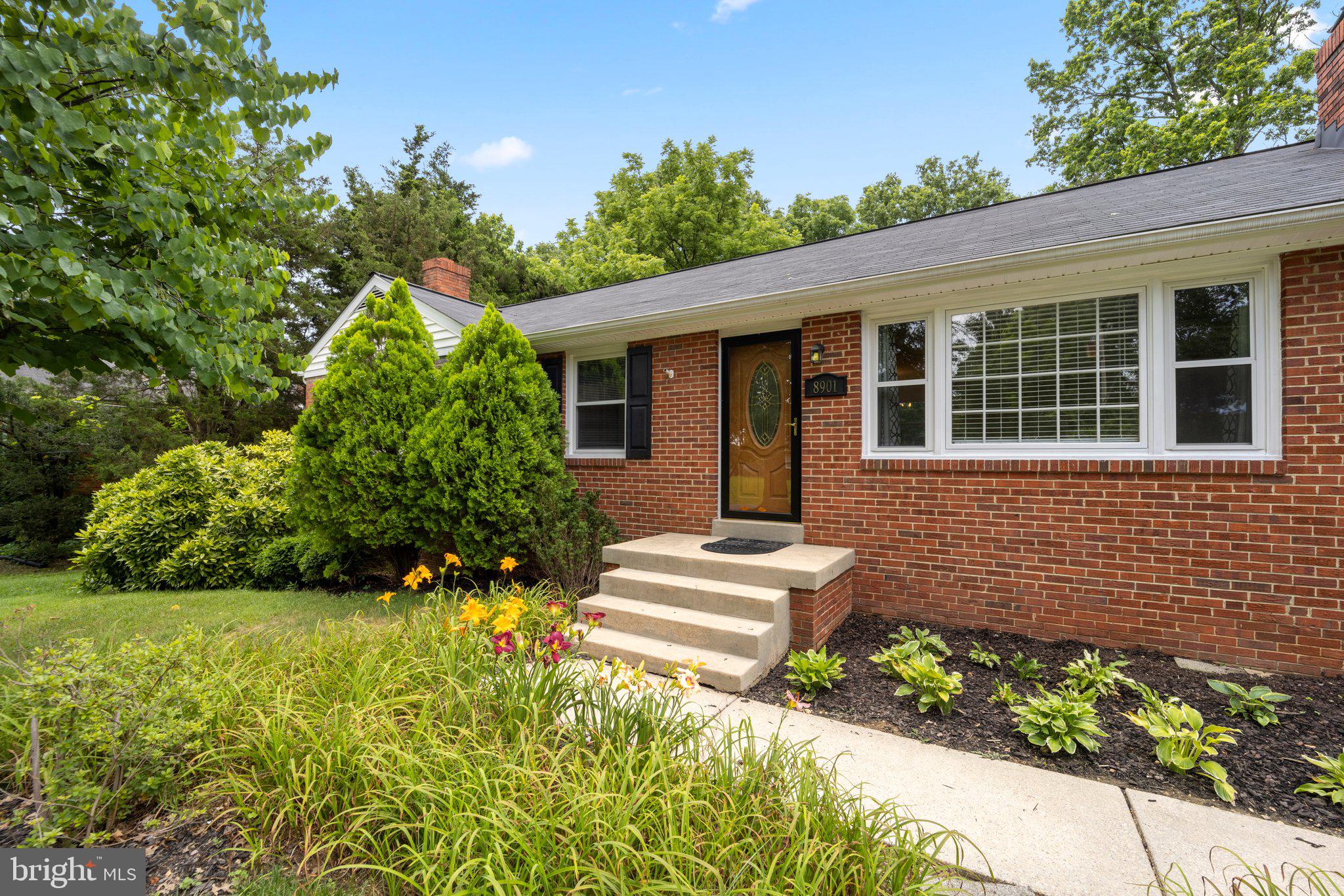 8901 Briarcroft Lane Laurel, MD 20708 - Photo 6 of 41 Gallery Image 6