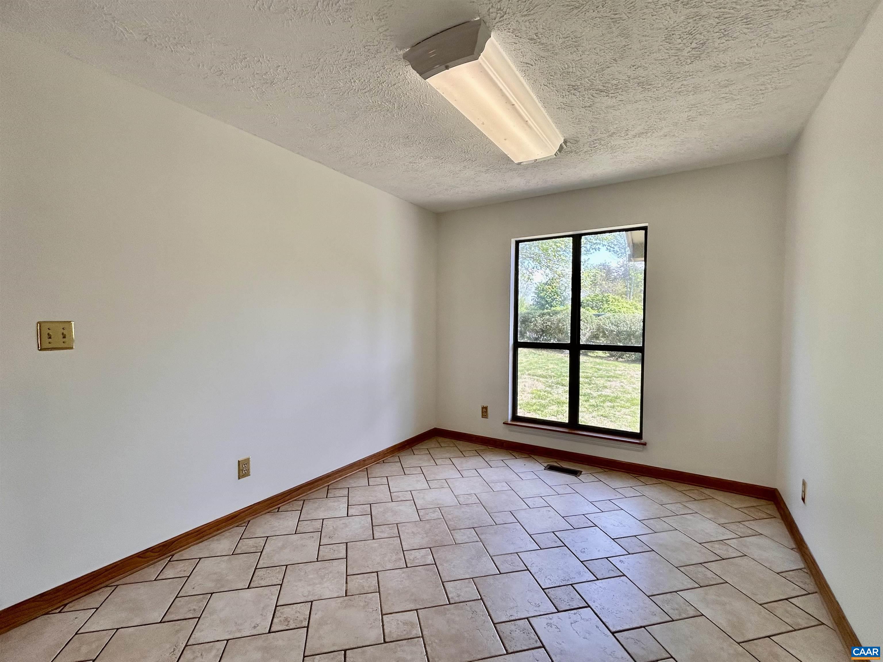 1 Old Mill Court Palmyra, VA 22963 - Photo 6 of 19 an empty room with windows