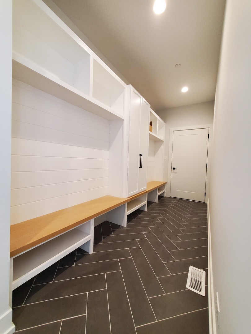 2900 Koepke Road Northbrook, IL 60062 - Photo 32 of 38 Gallery Image 32