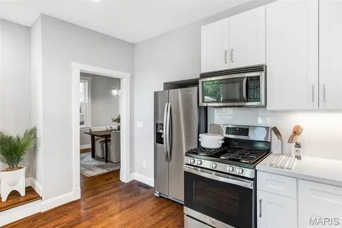 $394,000 | 6953 Arthur Avenue, St. Louis, MO 63139