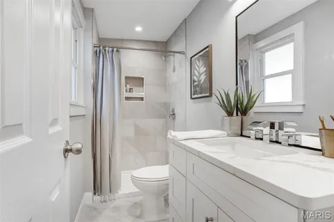 $394,000 | 6953 Arthur Avenue, St. Louis, MO 63139