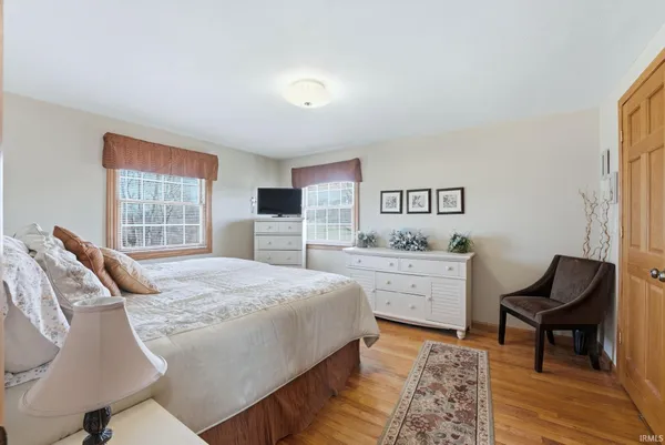 $249,900 | 9927 Portage Road, Roanoke, IN 46783