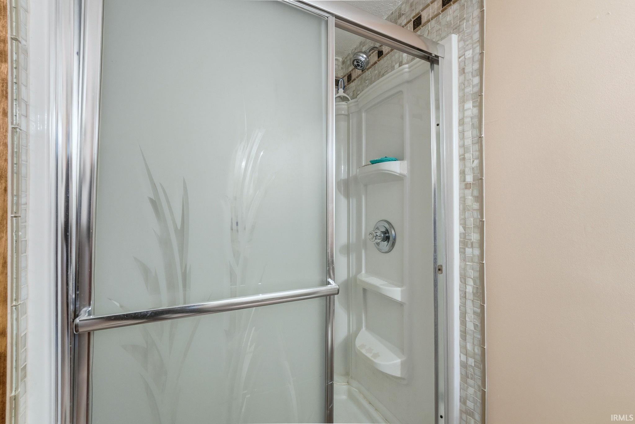 9927 Portage Road Roanoke, IN 46783 - Photo 15 of 36