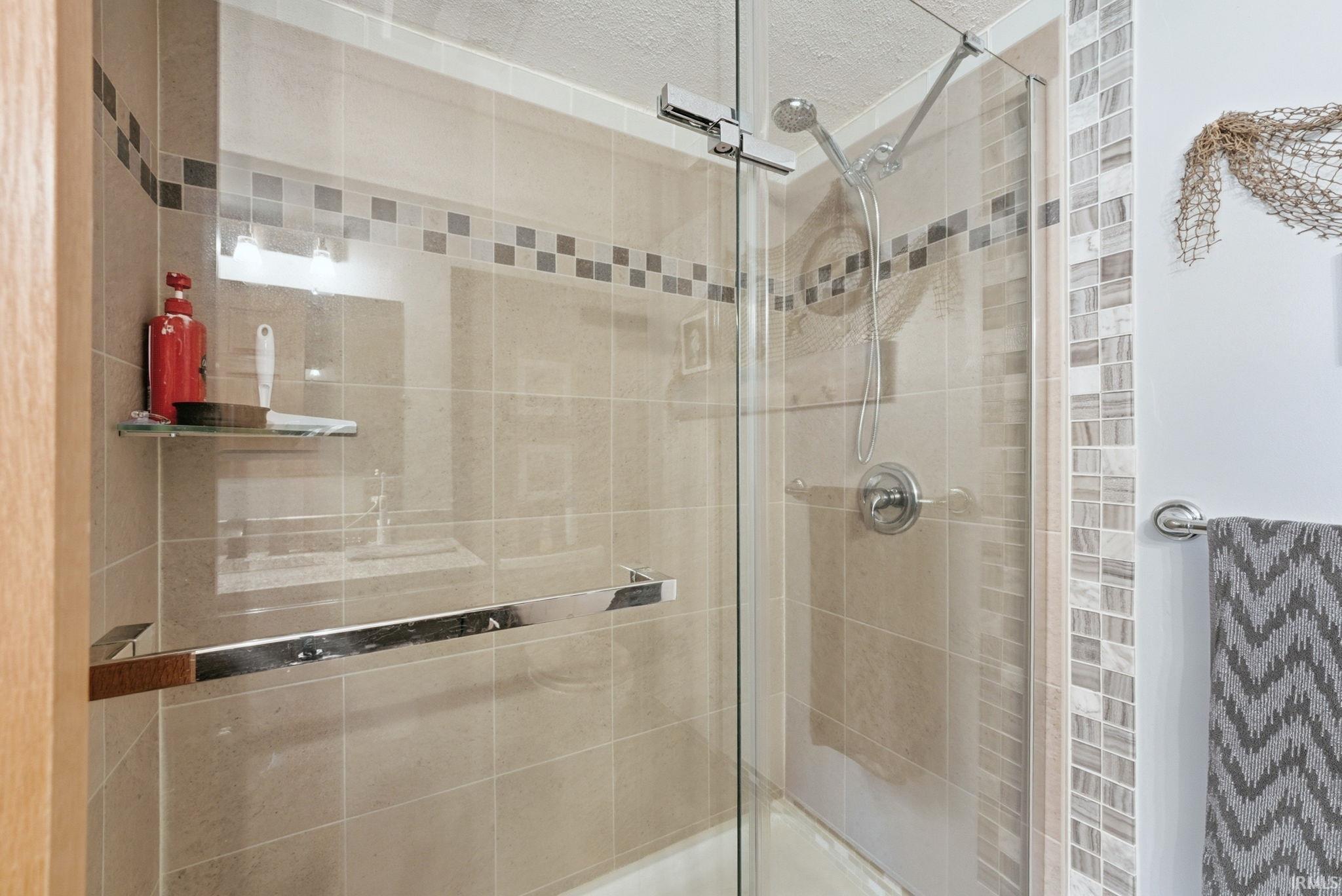 9927 Portage Road Roanoke, IN 46783 - Photo 19 of 36