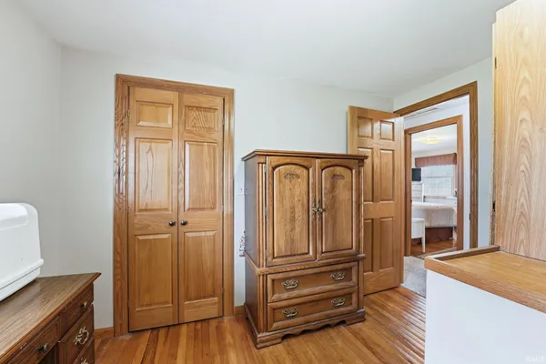 $249,900 | 9927 Portage Road, Roanoke, IN 46783