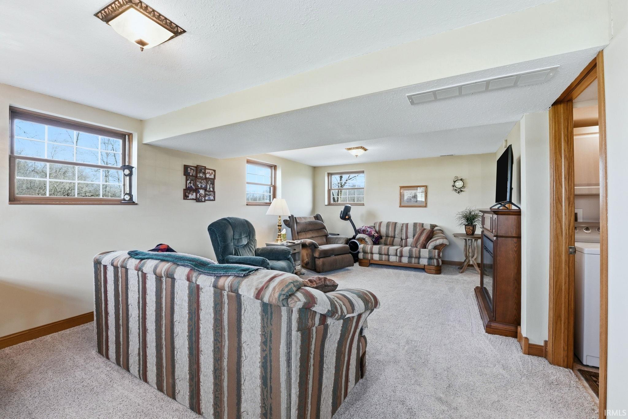 9927 Portage Road Roanoke, IN 46783 - Photo 23 of 36