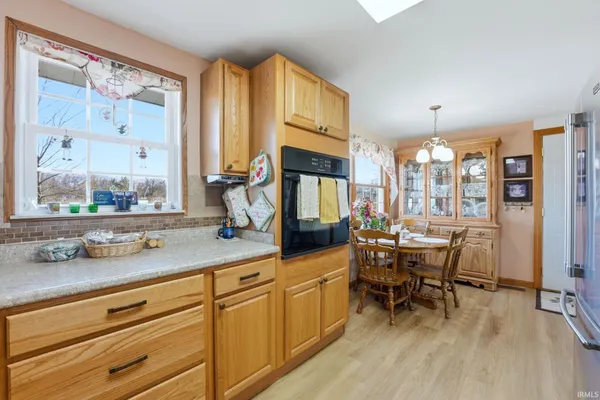 $249,900 | 9927 Portage Road, Roanoke, IN 46783