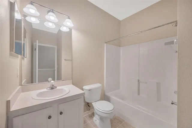 $1,900 | 5809 Fishhawk Ridge Drive, Lithia, FL 33547