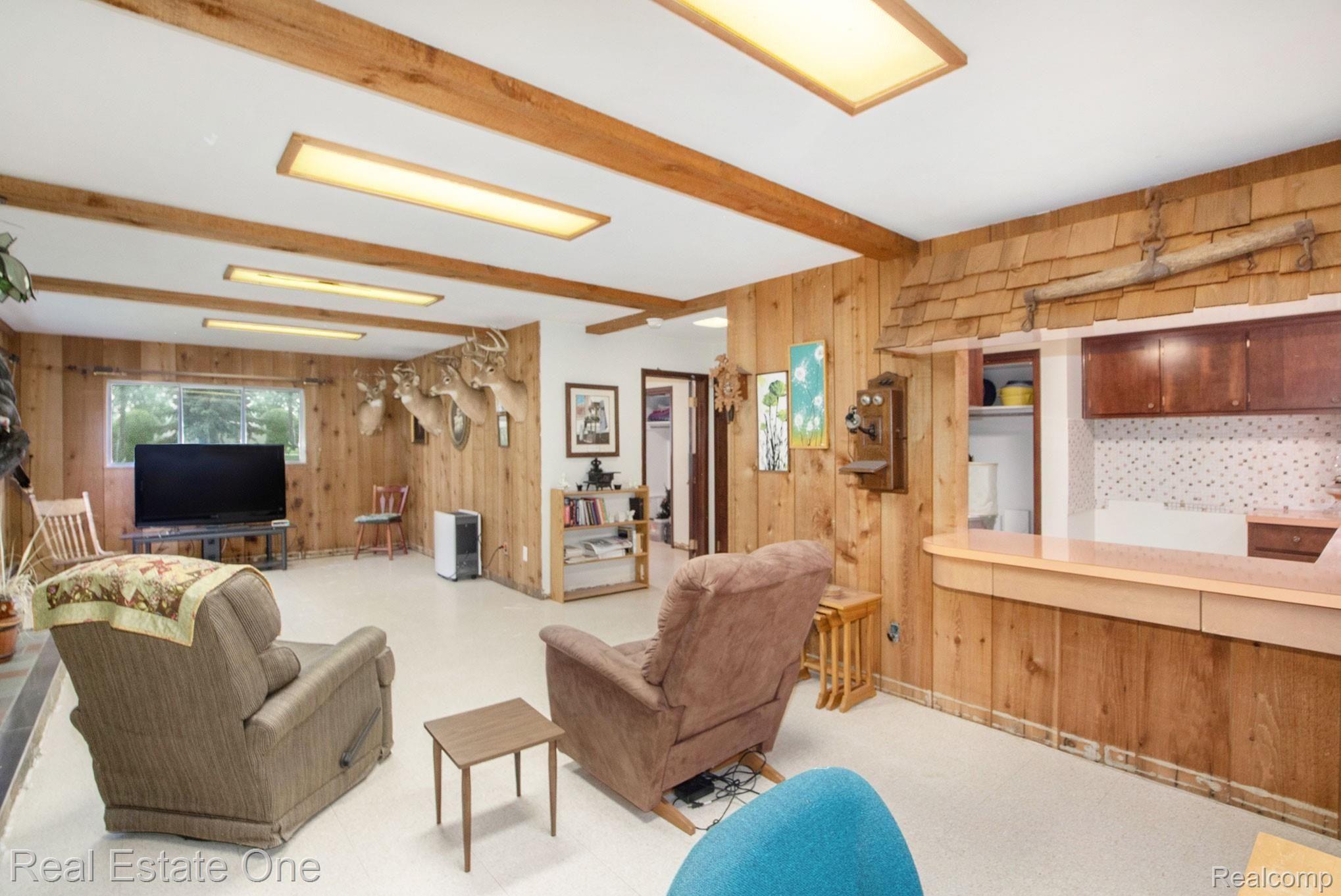 8561 Chicago Road Warren, MI 48093 - Photo 20 of 25 20 Lower Level.jpg