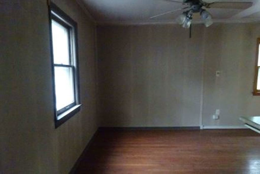 1828 Idlewild Lane Homewood, IL 60430 - Photo 5 of 12