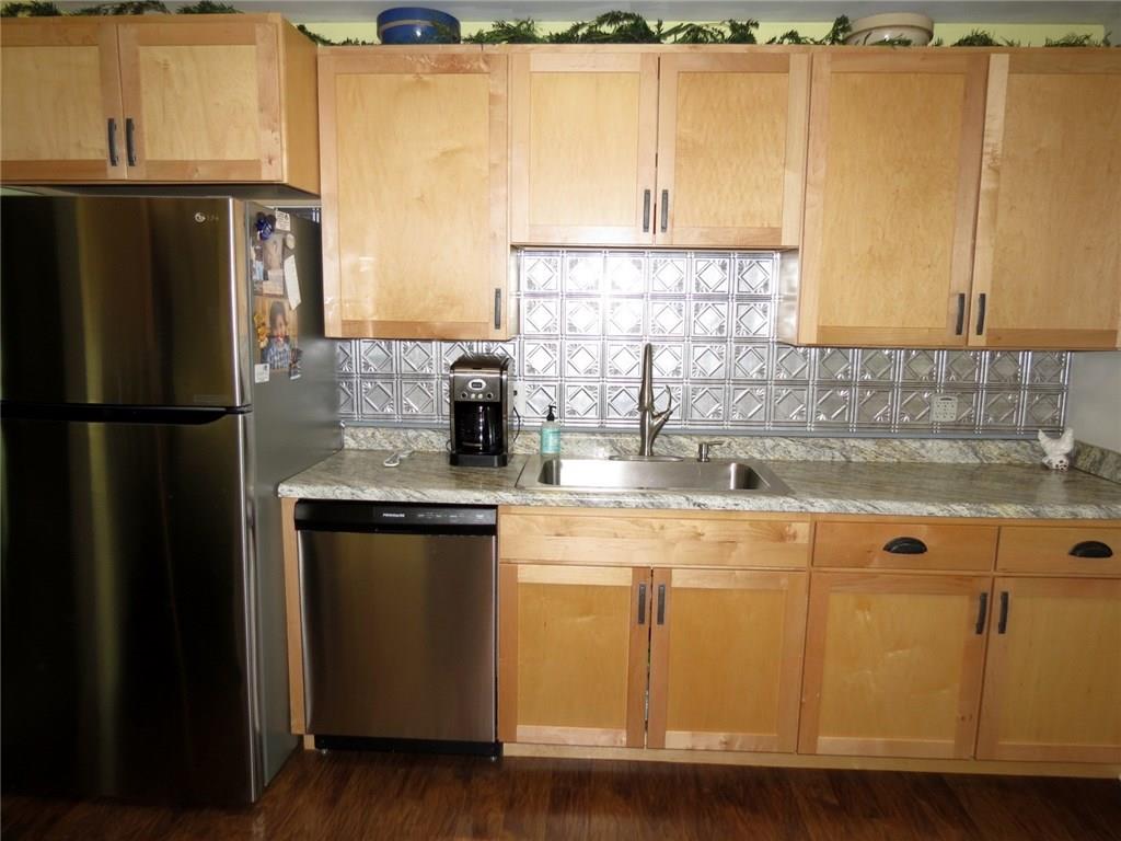 3375 Virginia Street Columbus, IN 47203 - Photo 10 of 40 Gallery Image 10