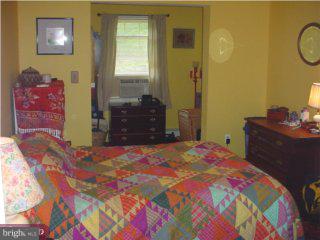 12 Diverty Road Pennington, NJ 08534 - Photo 2 of 6