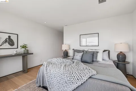 $4,125,000 | 14001 Skyline Boulevard, Oakland, CA 94619