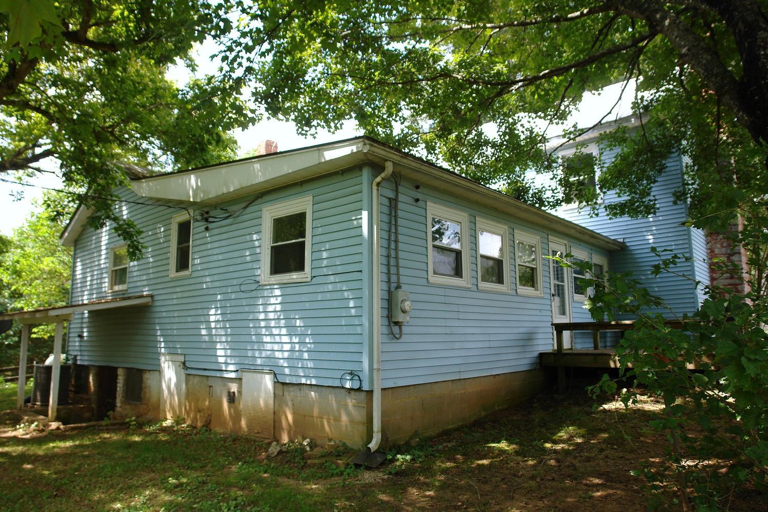 7692 Springwood Road Buchanan, VA 24066 - Photo 28 of 62 7692 Springwood Road Buchanan-large-028-