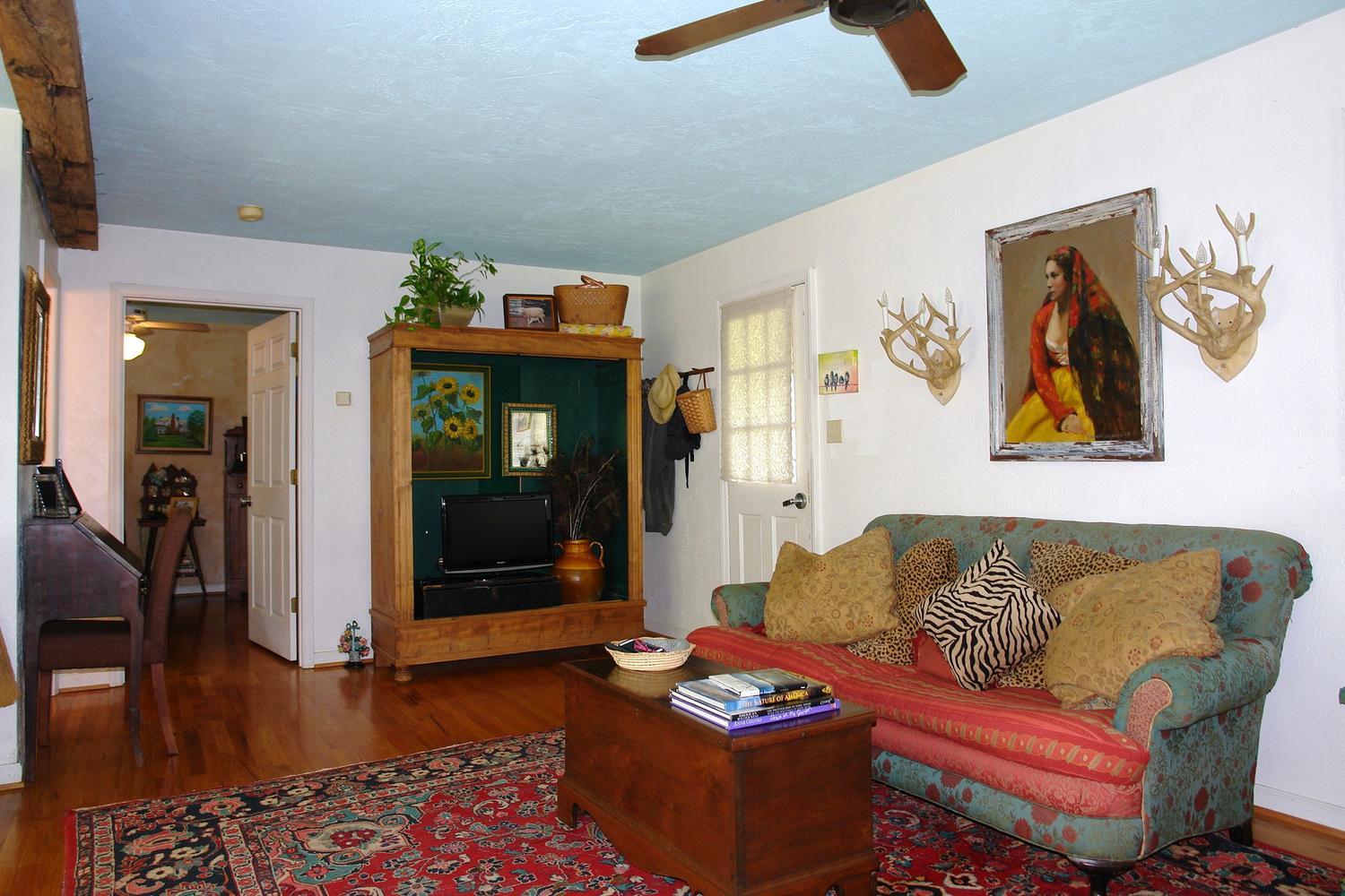 7692 Springwood Road Buchanan, VA 24066 - Photo 34 of 62 7692 Springwood Road Buchanan-large-034-