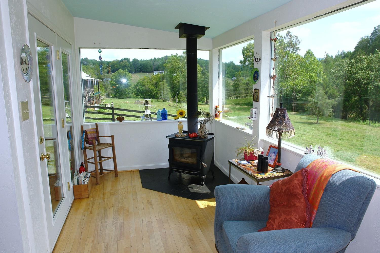7692 Springwood Road Buchanan, VA 24066 - Photo 39 of 62 7692 Springwood Road Buchanan-large-039-